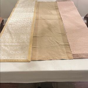 Bundle of 3 table runners